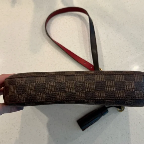 Louis Vuitton South Bank Damier Crossbody Shoulder Bag EBENE - Picture 6 of 15